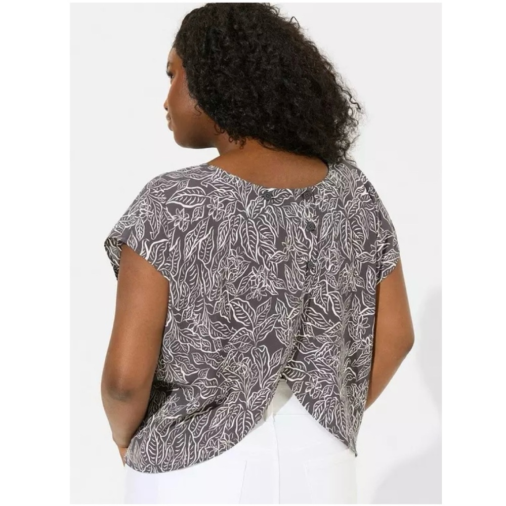 TORRID Island Silk Dolman Cross Back Crop Top Whimsical Sleek Chic Wmn 1X 14 16 - Picture 8 of 16